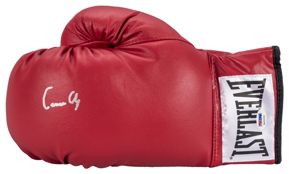 Muhammad Ali Signed "Cassius Clay" Everlast Boxing Glove (PSA/DNA GEM MT 10)